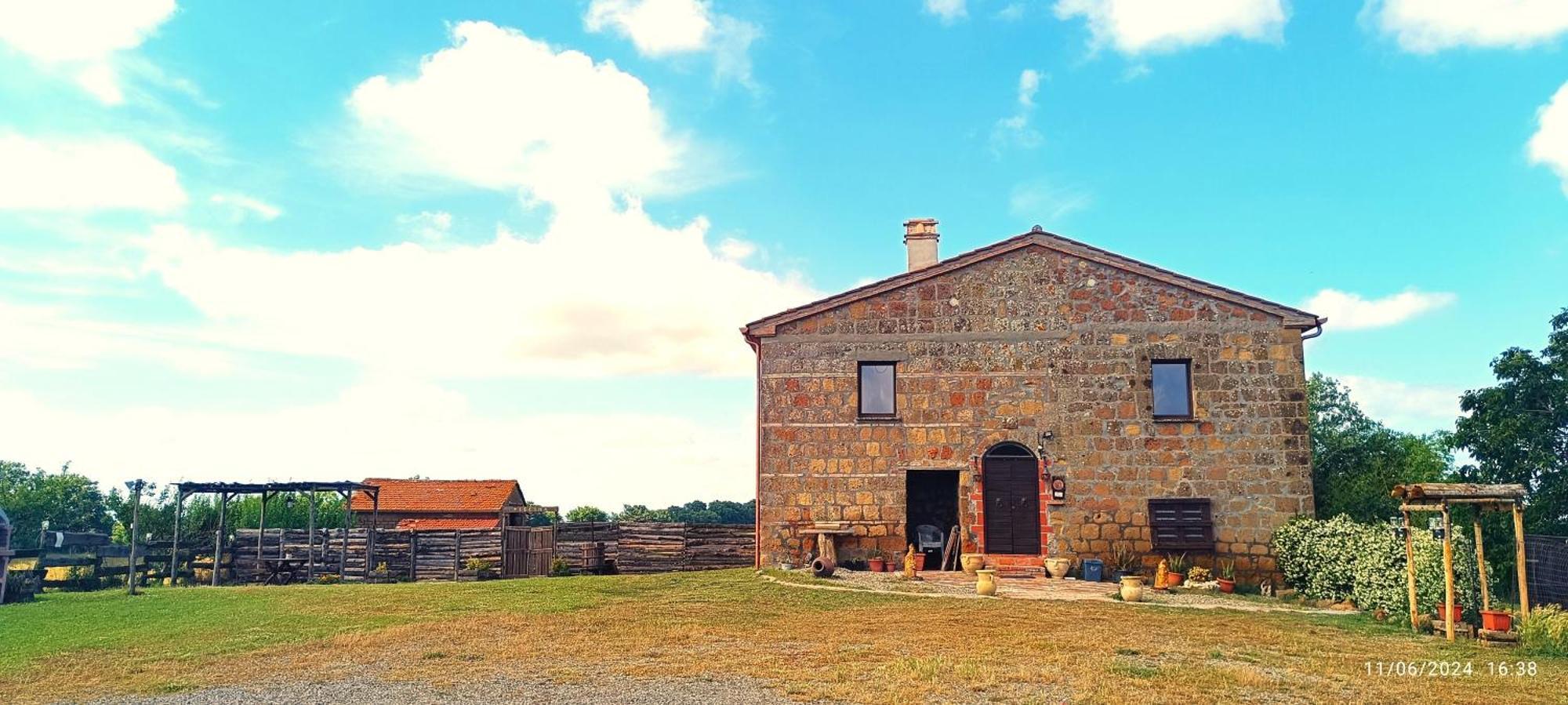 Casavacanze Pergolino, Appartamenti Ad Uso Esclusivo Акуапенденте Екстериор снимка